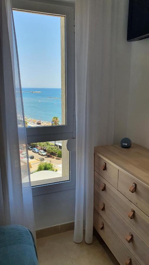 בנאלמדנה Beachfront-Parque Paloma-Modern-Panoramic Views! מראה חיצוני תמונה