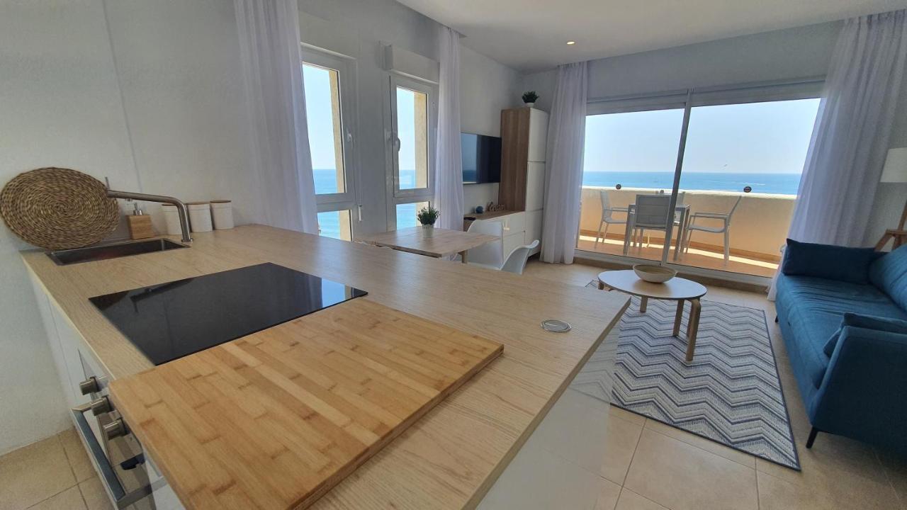 בנאלמדנה Beachfront-Parque Paloma-Modern-Panoramic Views! מראה חיצוני תמונה
